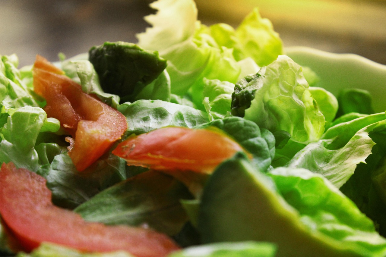 découvrez notre recette fraîche et légère de salade d'été, parfaite pour les journées chaudes et ensoleillées. ingrédients frais, saveurs estivales et santé au rendez-vous !